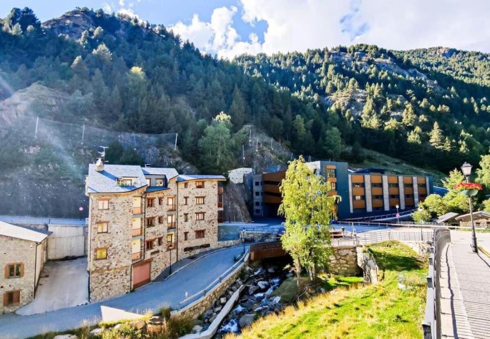 Unico Piso Colorido Y Divertido En Ransol - Increibles Vistas Al Rio Y Naturaleza - Ideal Familias L By Bonesvacances Andorra la Vella Eksteriør bilde